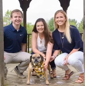 Meet your Posher, Emily